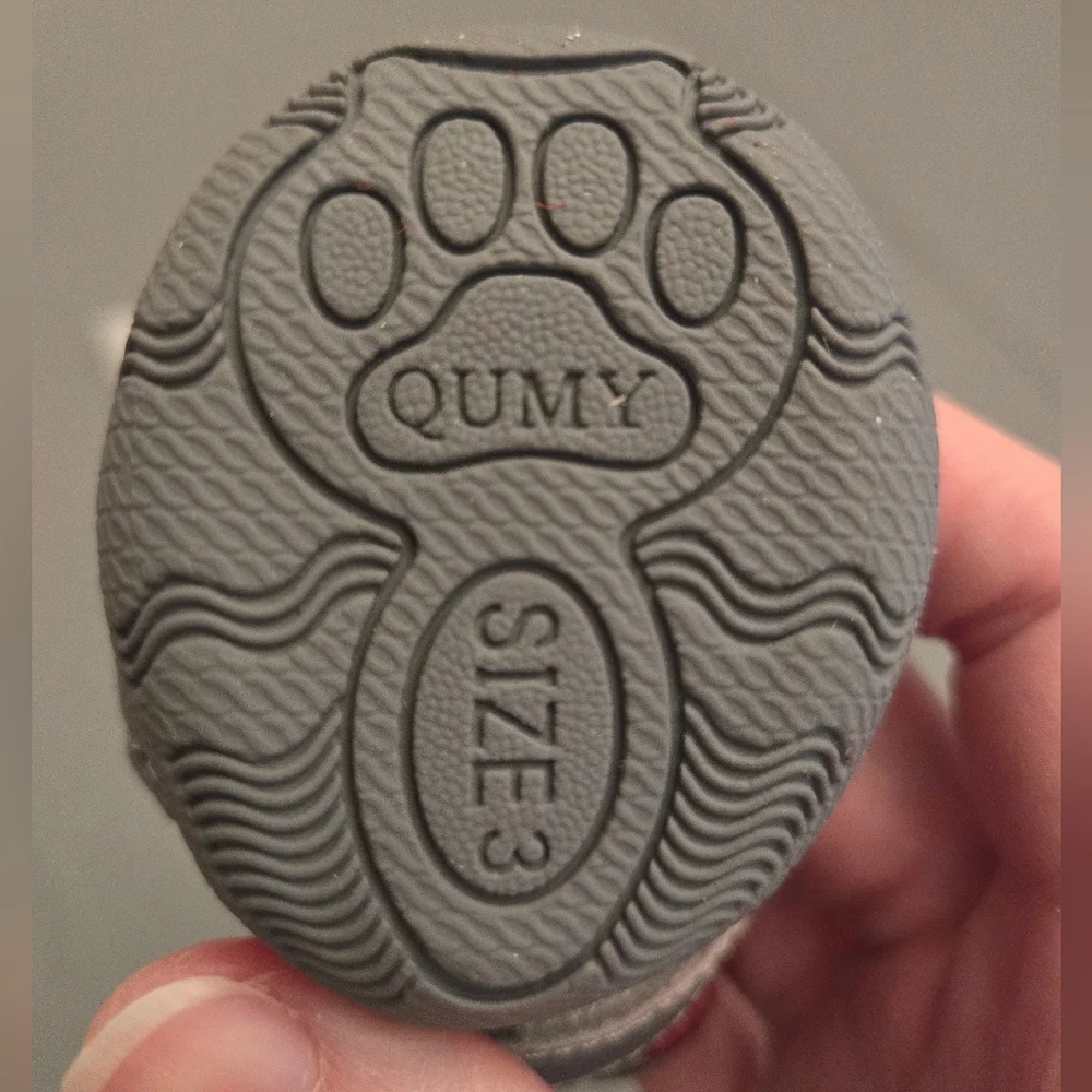 Qumypet 2pk size 3 Dog Shoes NEW